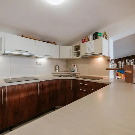 Dom Horskej Sluzby Hostel *