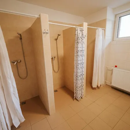 Dom Horskej Sluzby אכסניה *