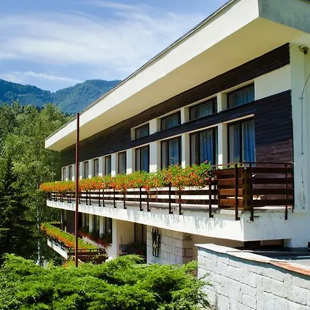 Hostel Dom Horskej Sluzby *