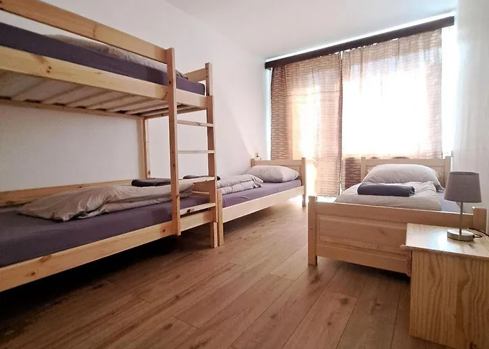 Hostel Dom Horskej Sluzby *